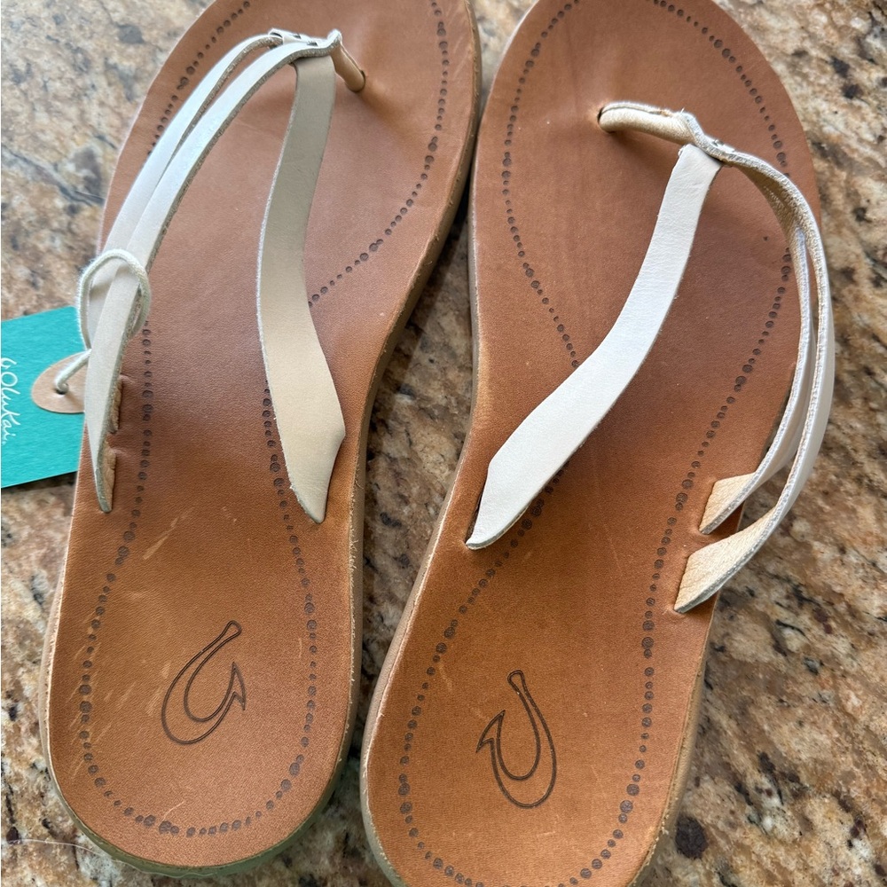 OluKai Women's Brown and Cream Sandals